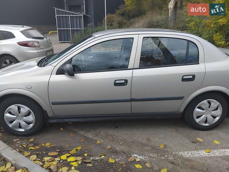 Седан Opel Astra 2007 в Полтаве фото 5 Седан Opel Astra 2007 в Полтаве