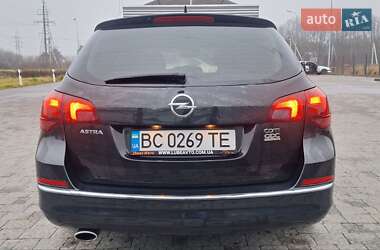Универсал Opel Astra 2015 в 