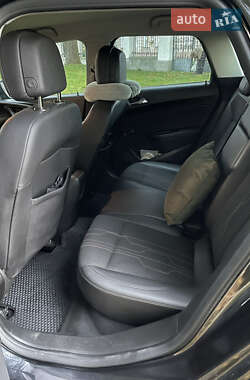 Універсал Opel Astra 2012 в 