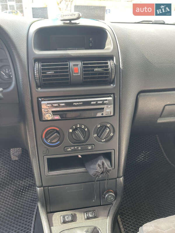 Седан Opel Astra 2008 в Чернигове фото 9 Седан Opel Astra 2008 в Чернигове