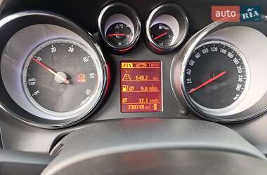 Универсал Opel Astra 2012 в 