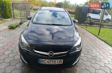Универсал Opel Astra 2012 в 