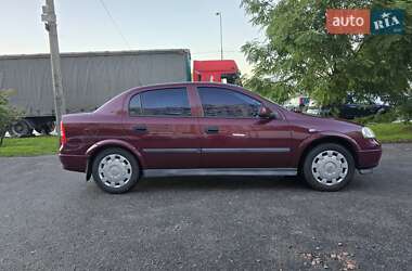 Седан Opel Astra 2003 в 