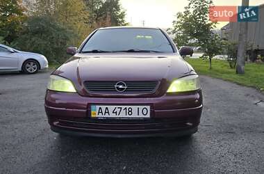 Седан Opel Astra 2003 в 
