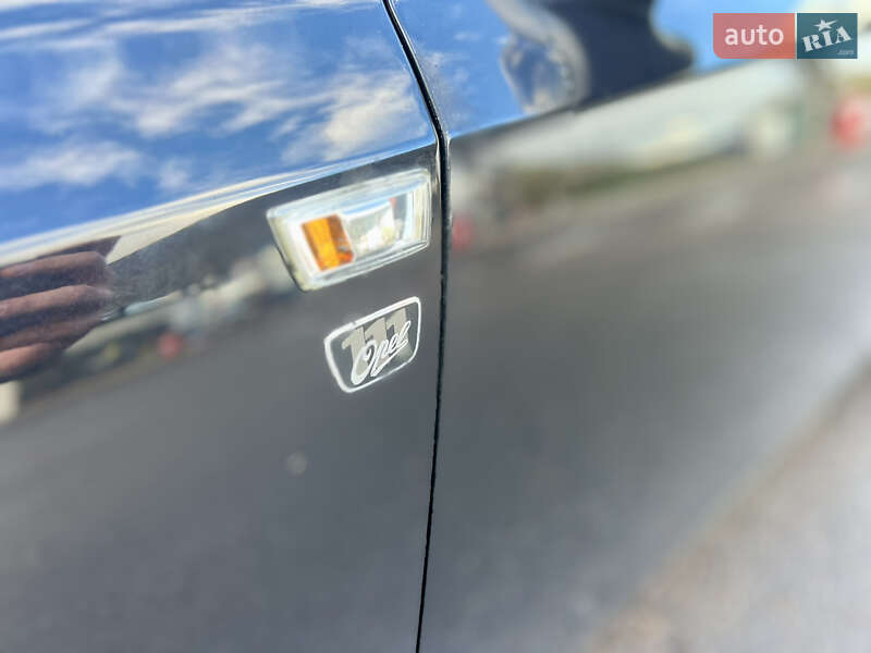 Универсал Opel Astra 2010 в Дубно