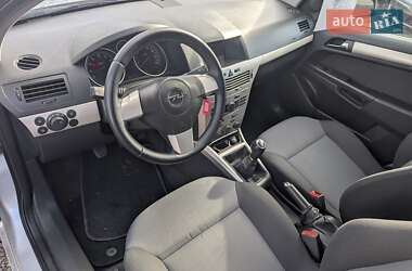 Универсал Opel Astra 2008 в 