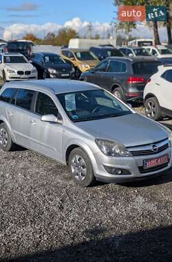 Универсал Opel Astra 2008 в 