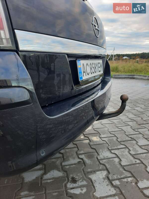 Універсал Opel Astra 2008 в Луцьку