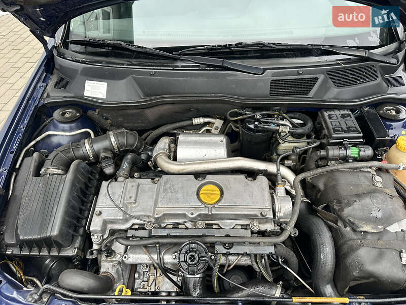 Универсал Opel Astra 2002 в Полтаве