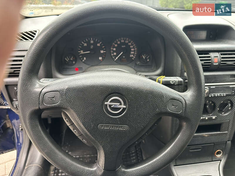 Универсал Opel Astra 2002 в Полтаве
