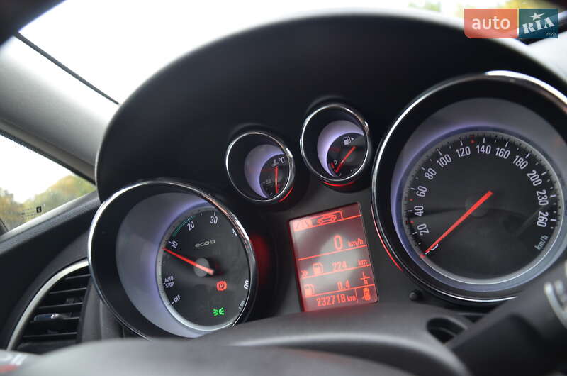 Хэтчбек Opel Astra 2012 в Дрогобыче