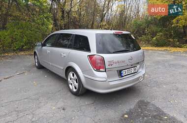 Універсал Opel Astra 2005 в  фото 10 Універсал Opel Astra 2005 в