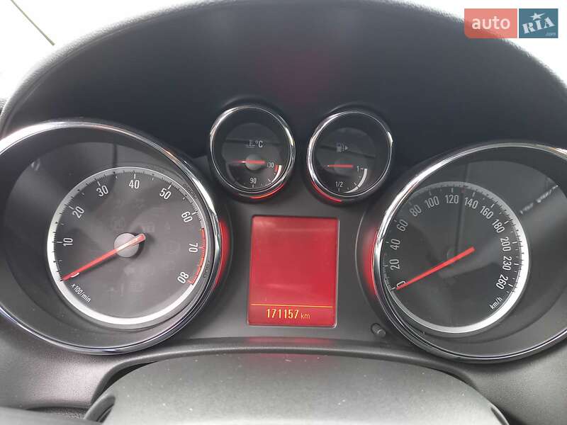 Хэтчбек Opel Astra 2013 в Черкассах фото 15 Хэтчбек Opel Astra 2013 в Черкассах