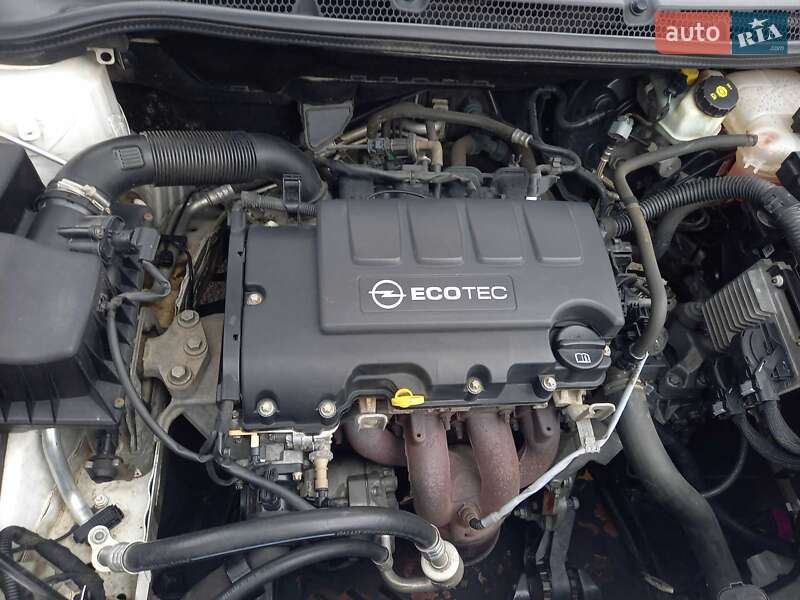 Хэтчбек Opel Astra 2013 в Черкассах фото 34 Хэтчбек Opel Astra 2013 в Черкассах