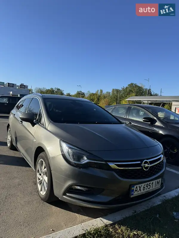 Opel Astra 2016