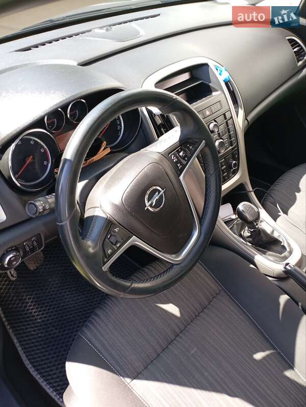 Універсал Opel Astra 2011 в Дрогобичі фото 19 Універсал Opel Astra 2011 в Дрогобичі