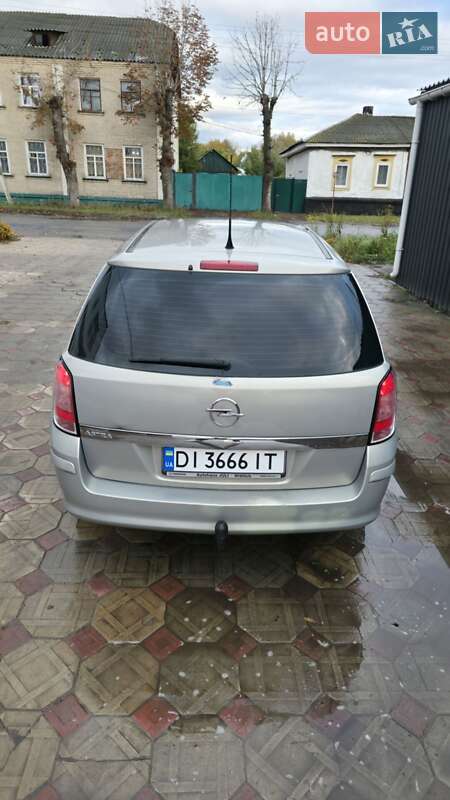 Универсал Opel Astra 2009 в Кролевце