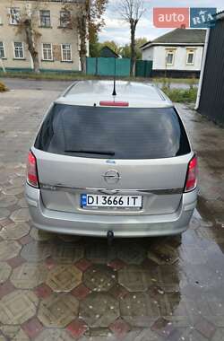 Универсал Opel Astra 2009 в 