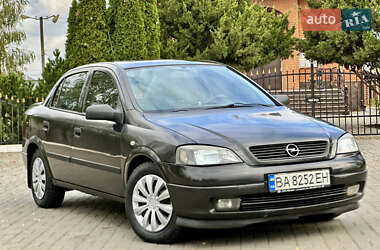 Седан Opel Astra 2008 в 
