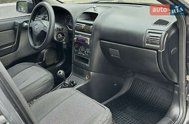 Седан Opel Astra 2008 в 