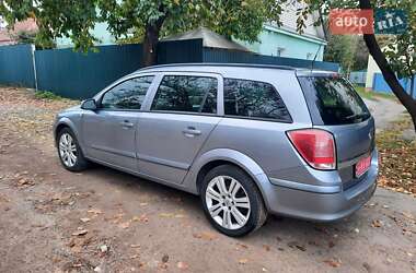 Универсал Opel Astra 2006 в  фото 26 Универсал Opel Astra 2006 в