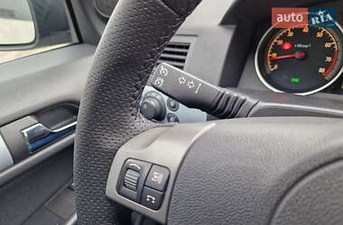 Універсал Opel Astra 2006 в  фото 39 Універсал Opel Astra 2006 в