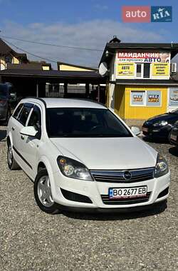 Универсал Opel Astra 2010 в 