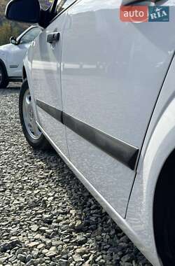 Универсал Opel Astra 2010 в 