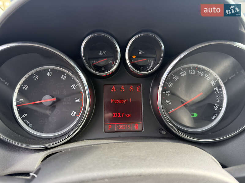 Хетчбек Opel Astra 2011 в Рівному