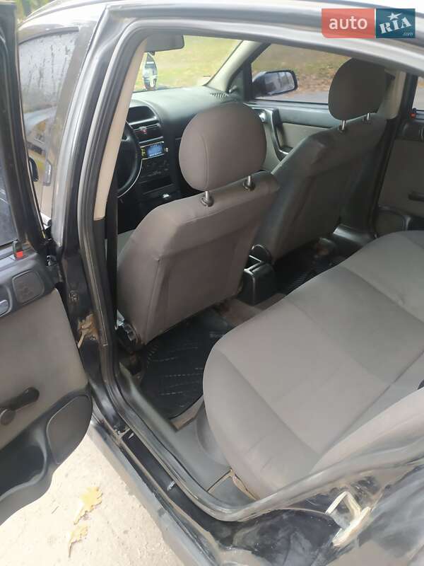 Седан Opel Astra 2007 в Первомайську