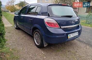 Хетчбек Opel Astra 2006 в 