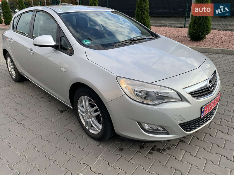 Хэтчбек Opel Astra 2011 в Луцке фото 7 Хэтчбек Opel Astra 2011 в Луцке