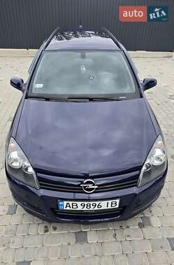 Универсал Opel Astra 2005 в 