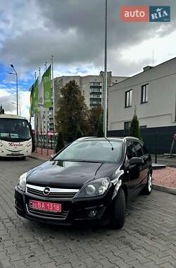 Універсал Opel Astra 2008 в Луцьку