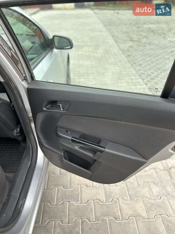 Універсал Opel Astra 2007 в Полтаві фото 23 Універсал Opel Astra 2007 в Полтаві