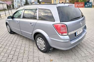 Универсал Opel Astra 2004 в  фото 10 Универсал Opel Astra 2004 в