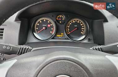 Седан Opel Astra 2012 в 