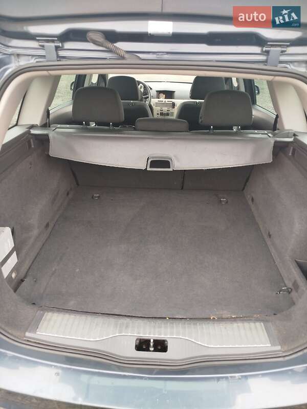 Универсал Opel Astra 2008 в Ковеле