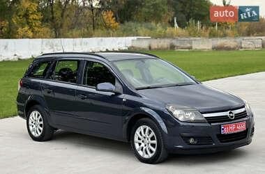 Универсал Opel Astra 2006 в 