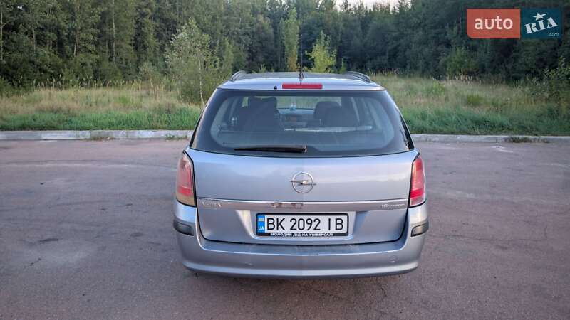 Универсал Opel Astra 2006 в Житомире