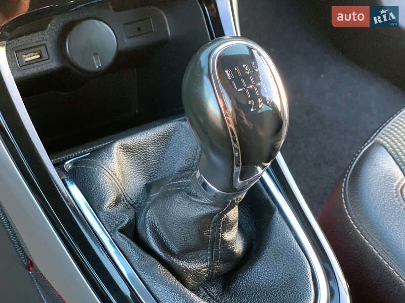 Универсал Opel Astra 2015 в Стрые