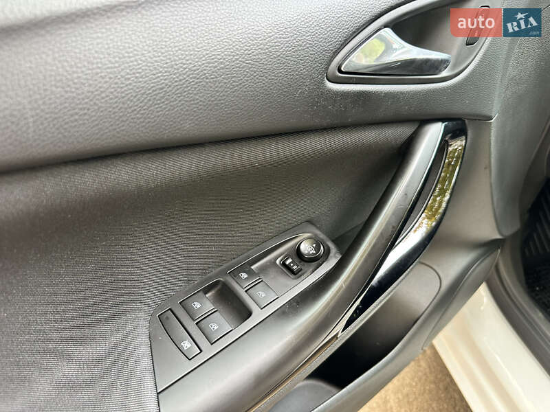 Универсал Opel Astra 2019 в Кропивницком