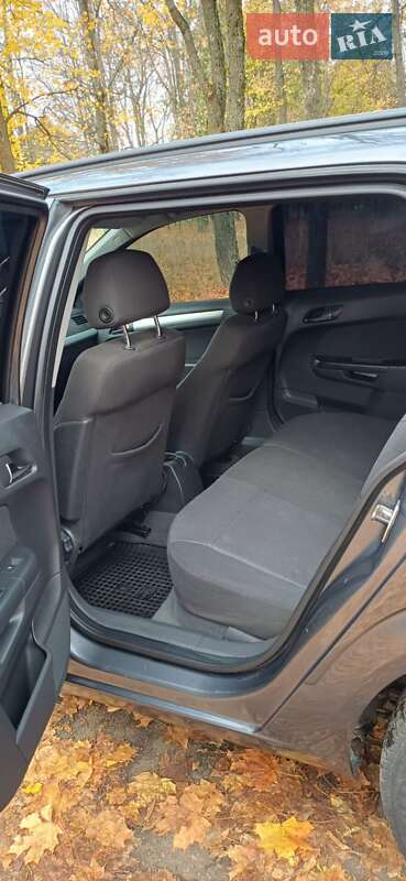 Універсал Opel Astra 2009 в Глухові фото 8 Універсал Opel Astra 2009 в Глухові