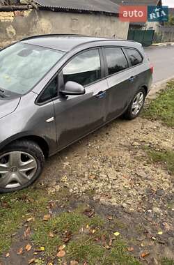 Универсал Opel Astra 2011 в 