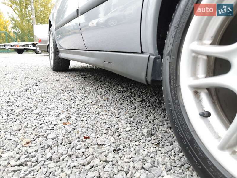 Седан Opel Astra 2001 в Хмельницком