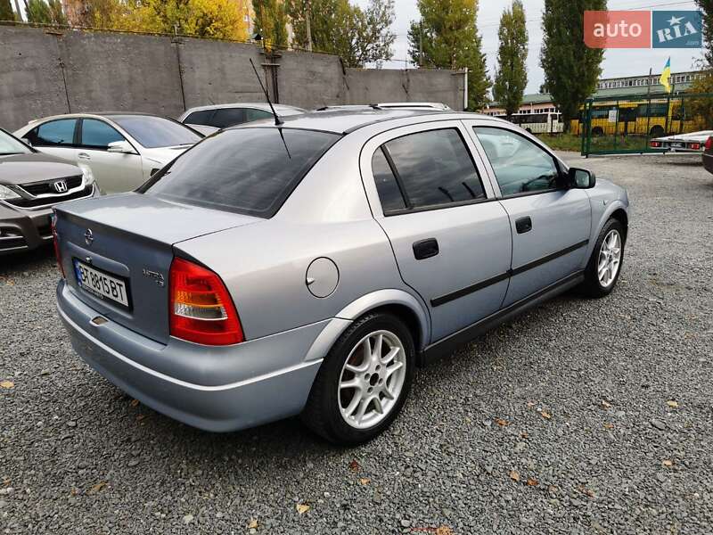 Седан Opel Astra 2001 в Хмельницком