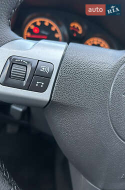 Универсал Opel Astra 2010 в 