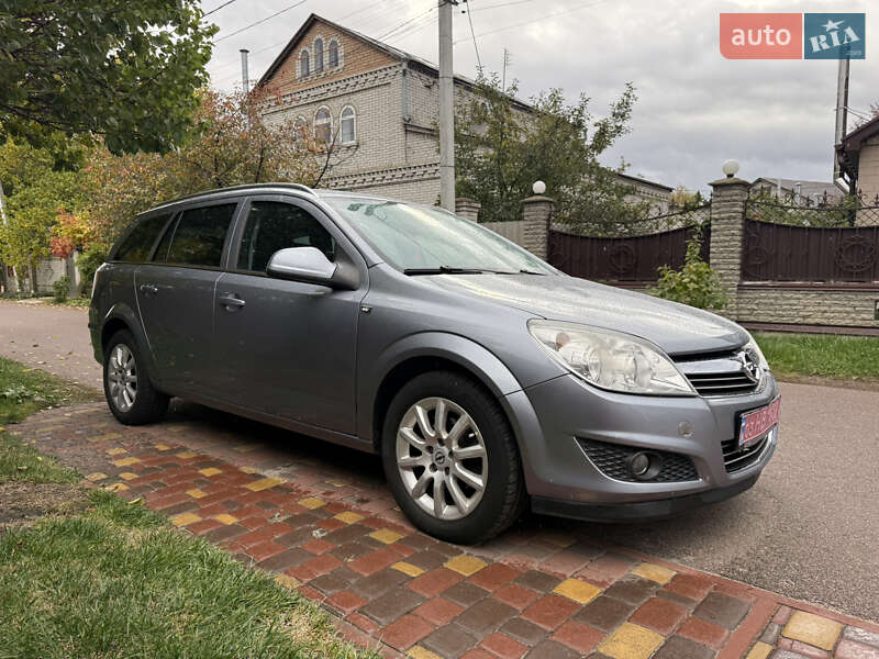 Универсал Opel Astra 2009 в Борисполе