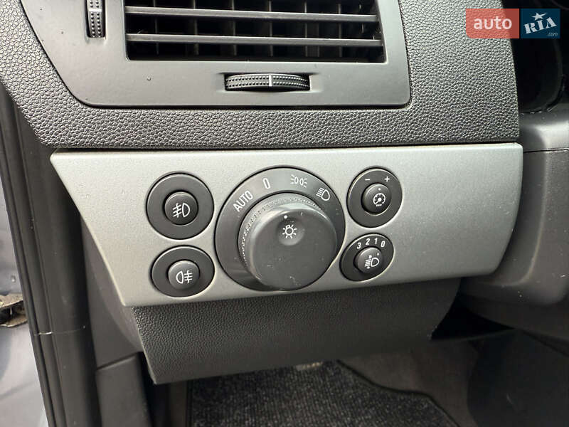 Универсал Opel Astra 2009 в Борисполе
