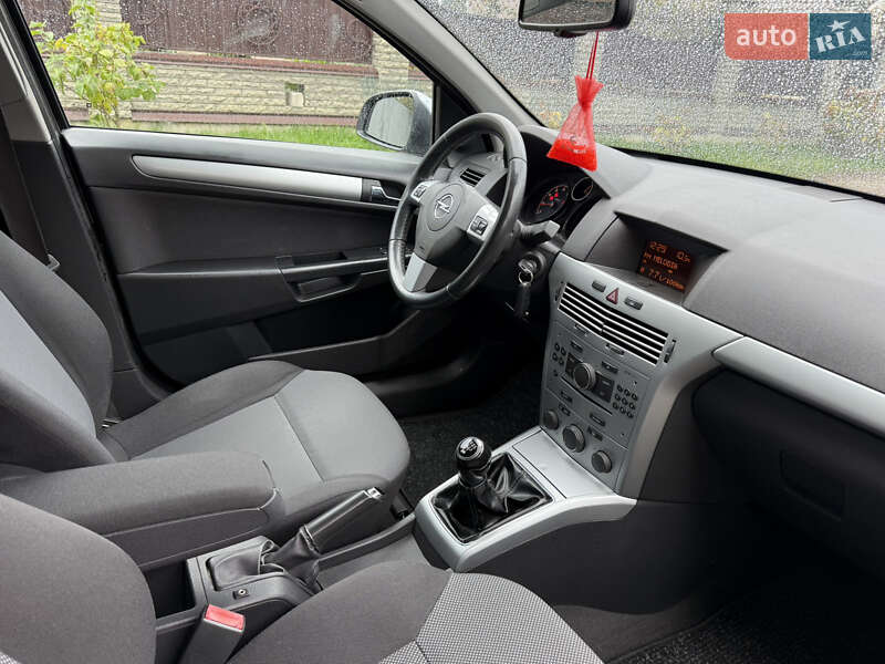 Универсал Opel Astra 2009 в Борисполе